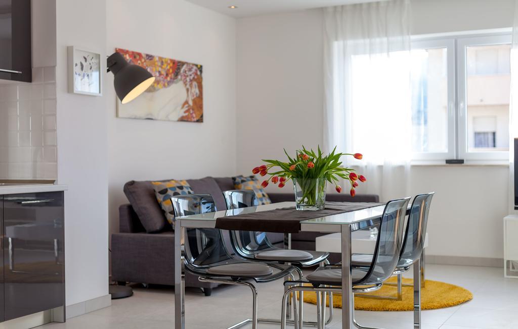 Olive Tree Apartments ポドストラナ エクステリア 写真
