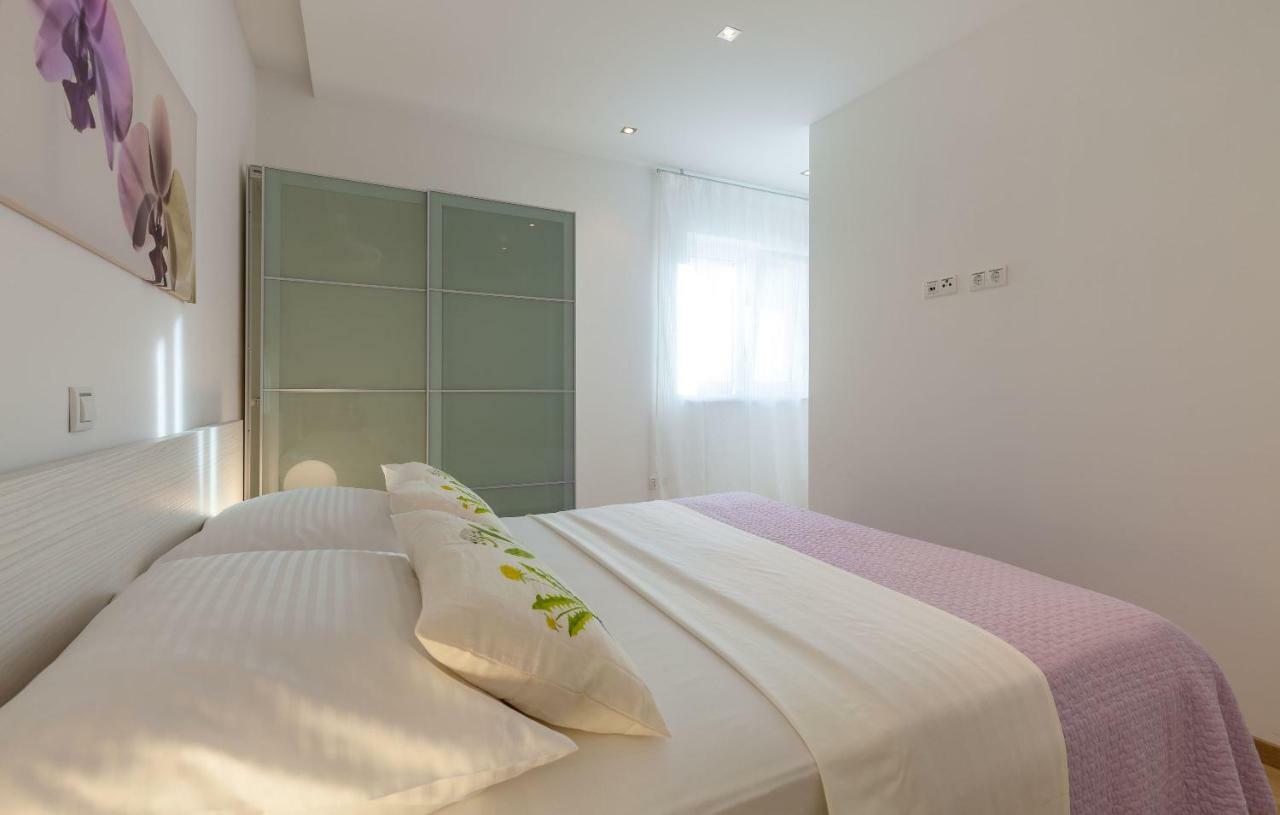 Olive Tree Apartments ポドストラナ 部屋 写真